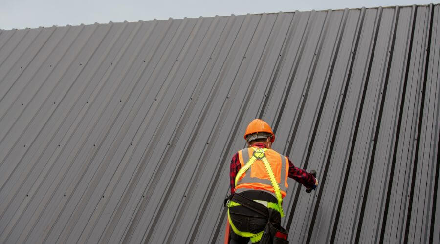 Professional gutter cleaning in Ivanhoe, NC